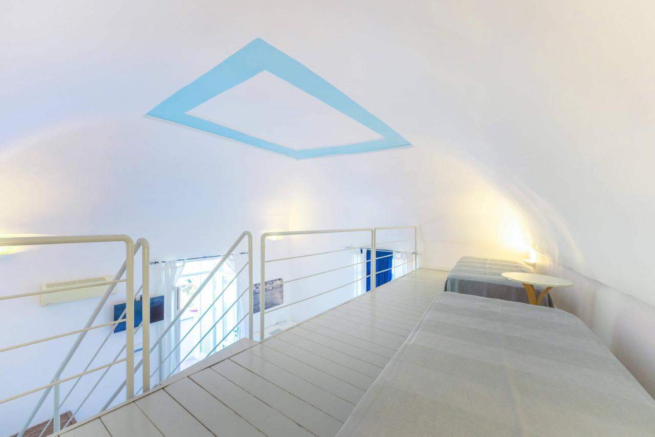 Palazzo Attila - Gioia Apartments Procida Exterior photo