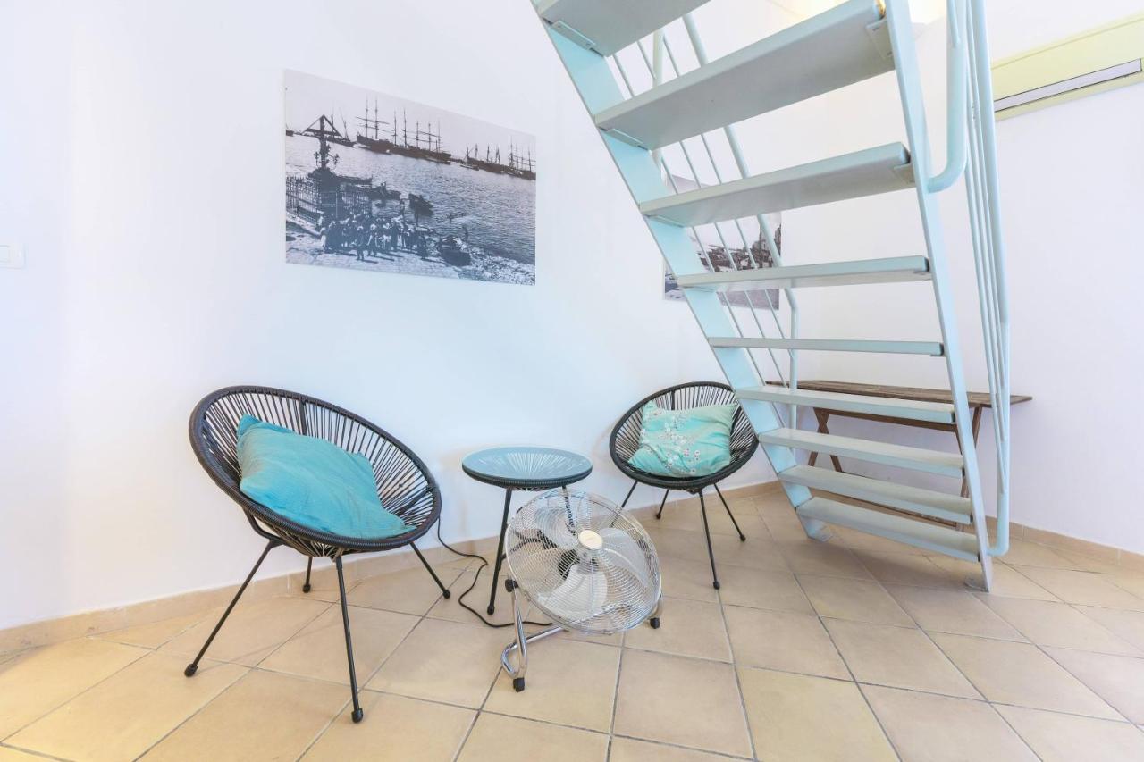 Palazzo Attila - Gioia Apartments Procida Exterior photo
